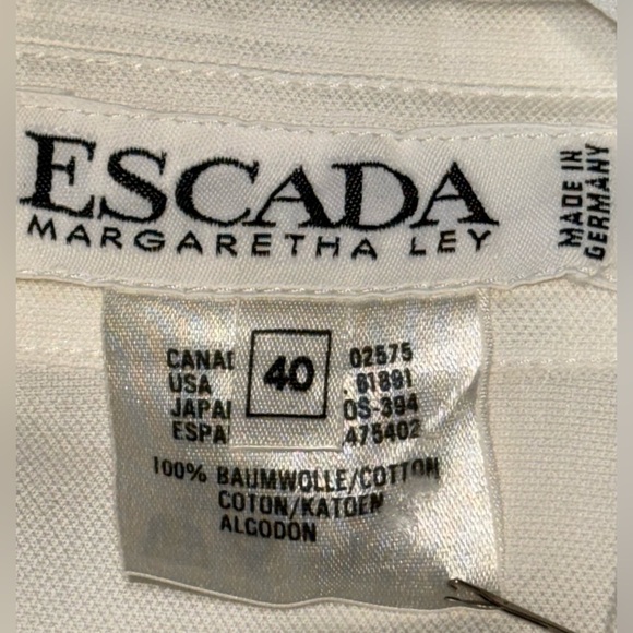 ESCADA White Embroidered Top/ blouse Size 40 PTP 22” - Picture 7 of 8